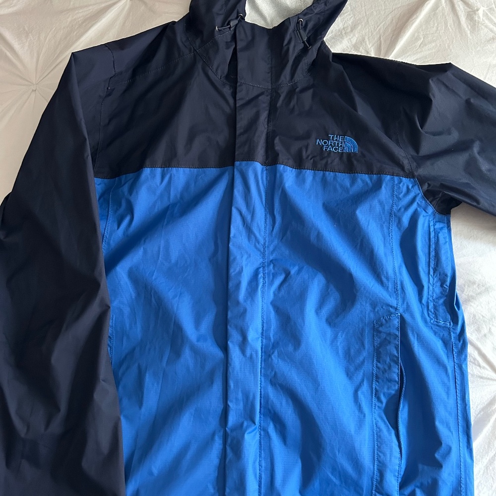 North Face Mens’  Rain Jacket Waterproof Lightweight  Coat (Mens’ Small)